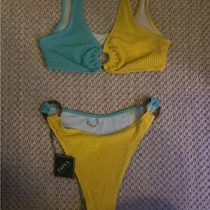 Zaful Vibrant Yellow and Aqua Textured Bikini